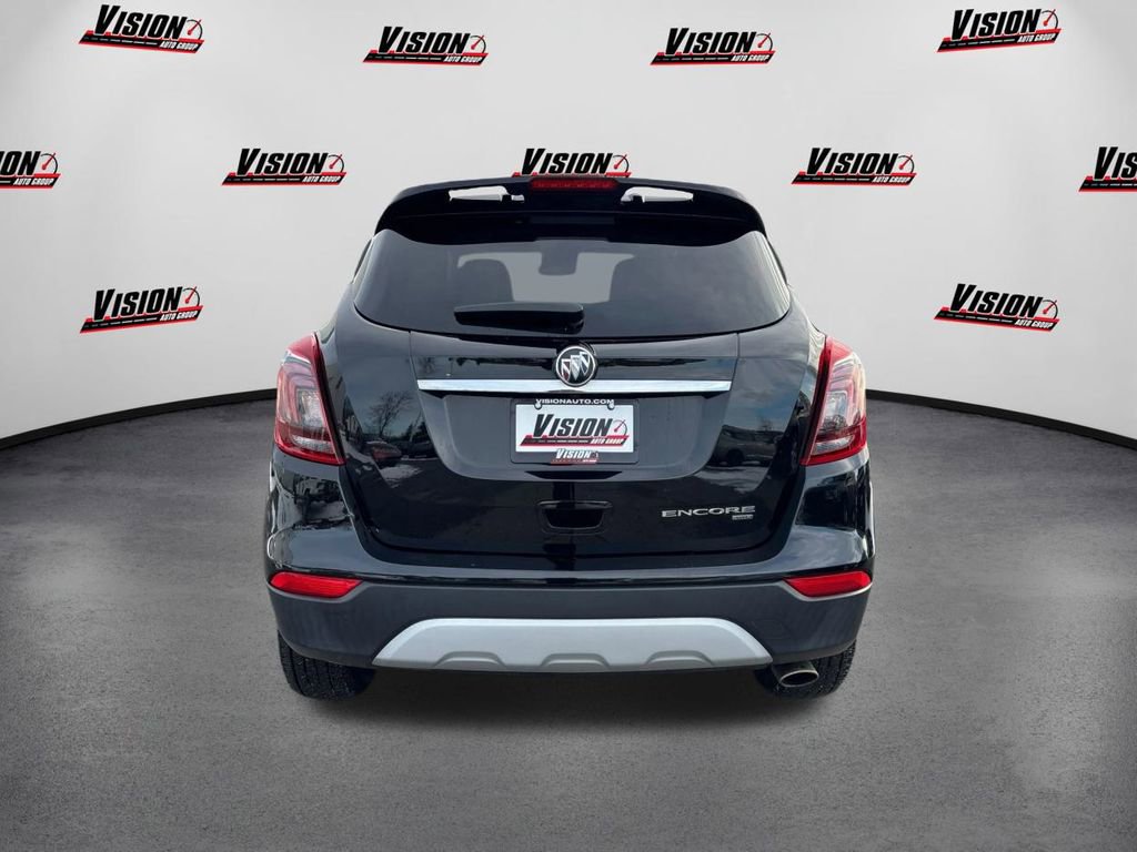 Used 2020 Buick Encore Sport Touring image 6