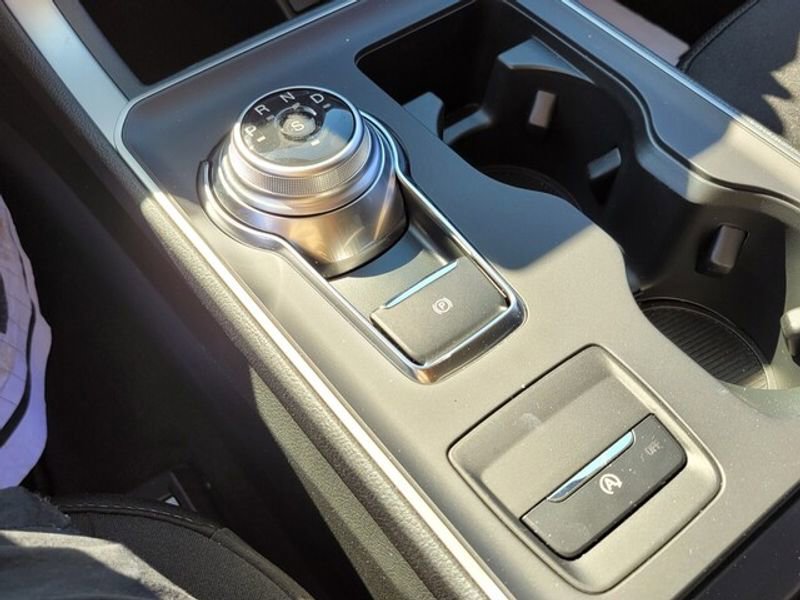 New 2024 Ford Edge SE image 21