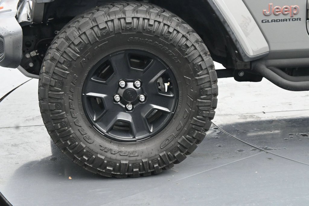 Used 2021 Jeep Gladiator Mojave AWD/4WD image 12