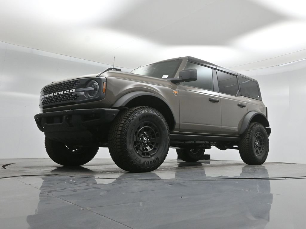 New 2026 Ford Bronco Badlands image 40