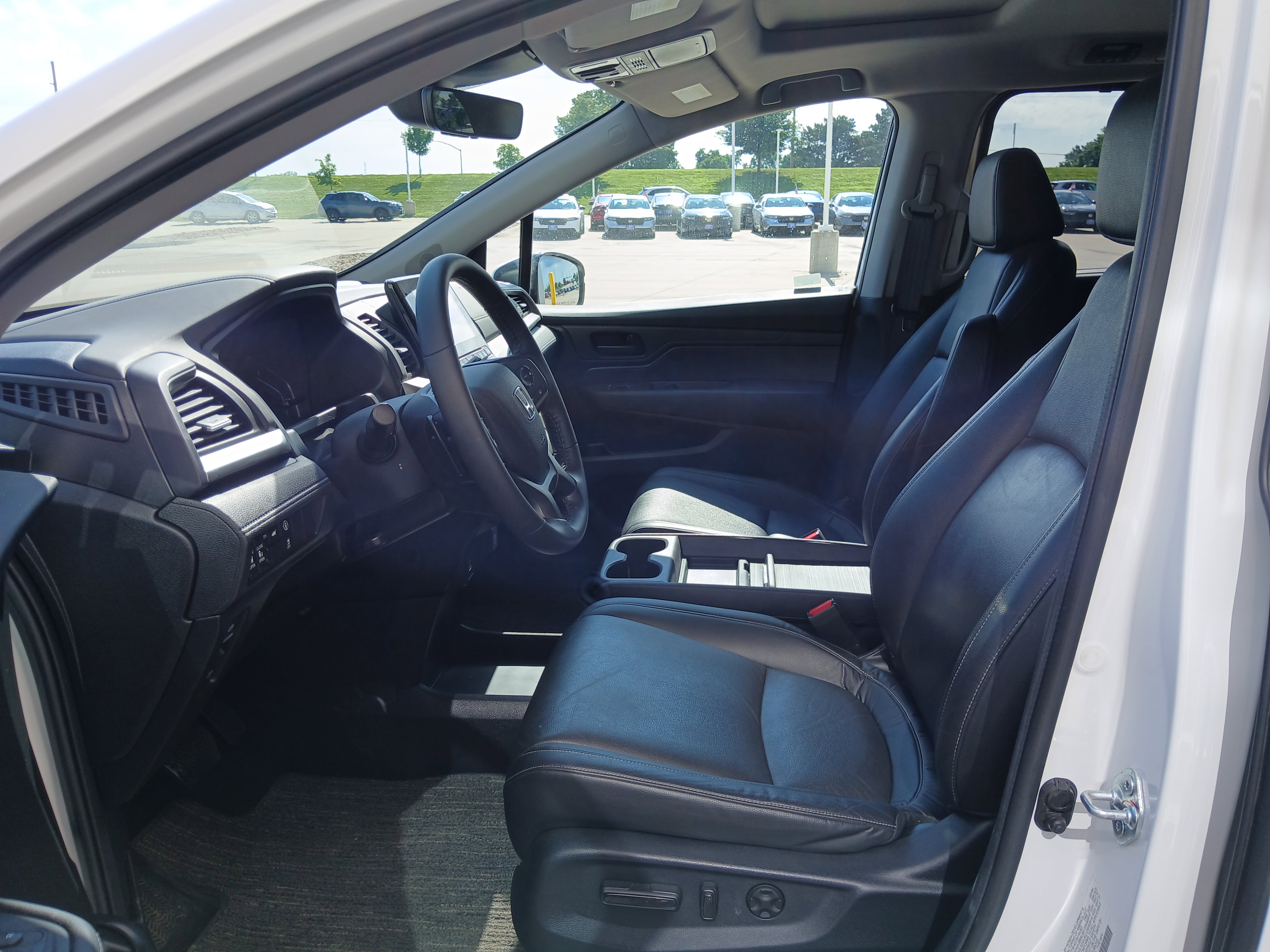 Used 2024 Honda Odyssey EX-L image 8