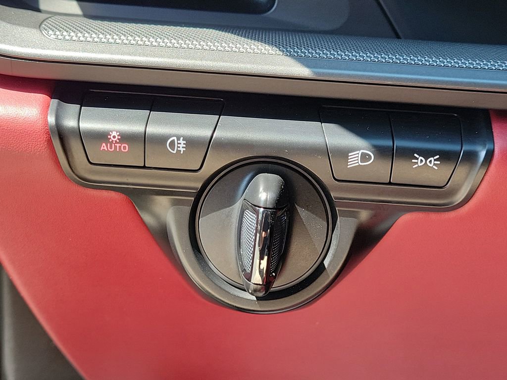 Certified 2022 Porsche 911 Targa 4S image 42