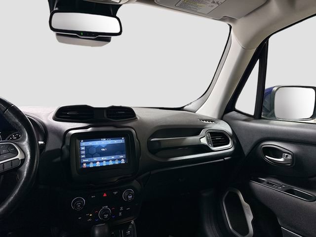 Used 2019 Jeep Renegade Latitude w/ Cold Weather Group AWD/4WD image 20