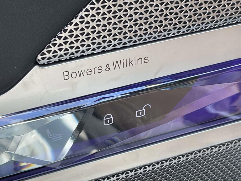 Used 2024 BMW i7 eDrive50 w/ M Sport Package image 18