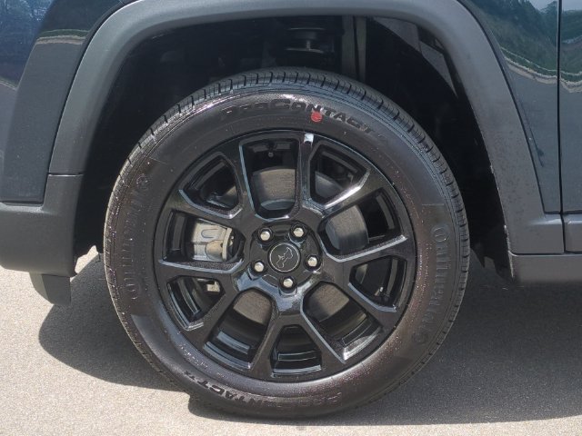 New 2026 Jeep Compass Latitude AWD/4WD image 19