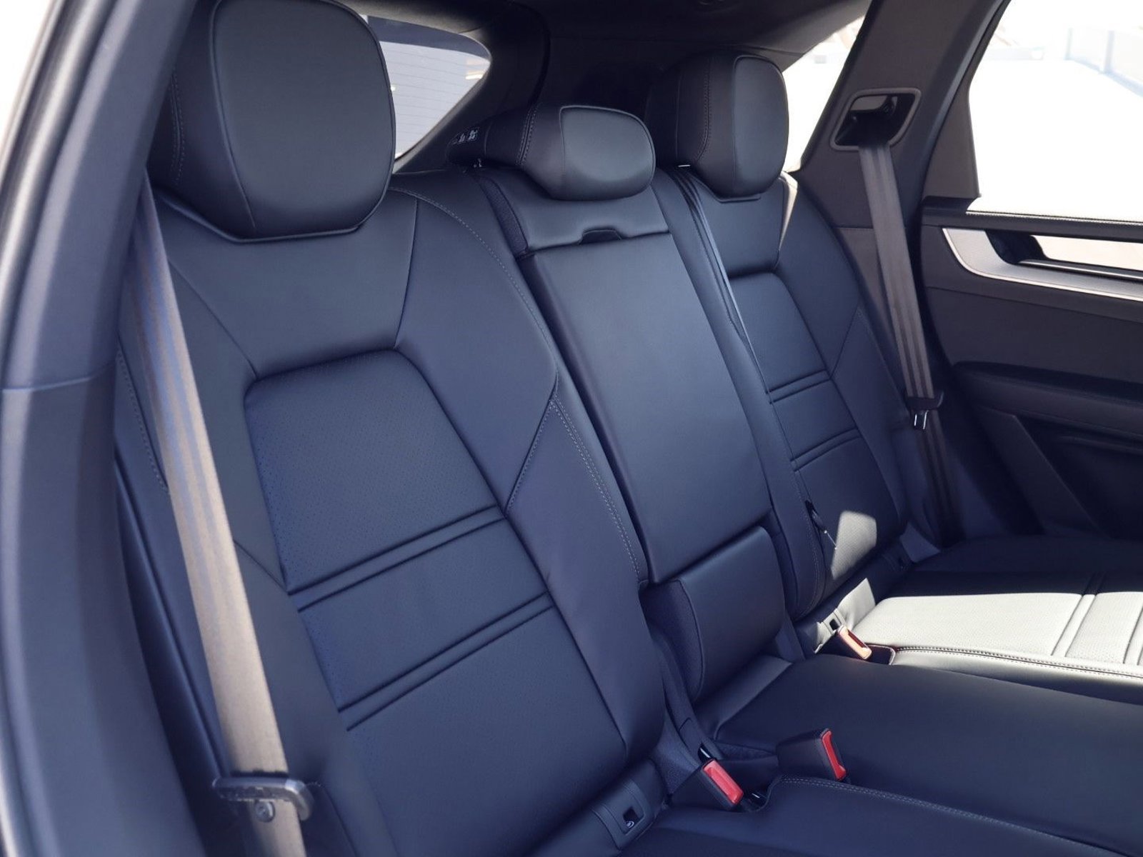 New 2026 Porsche Cayenne image 23