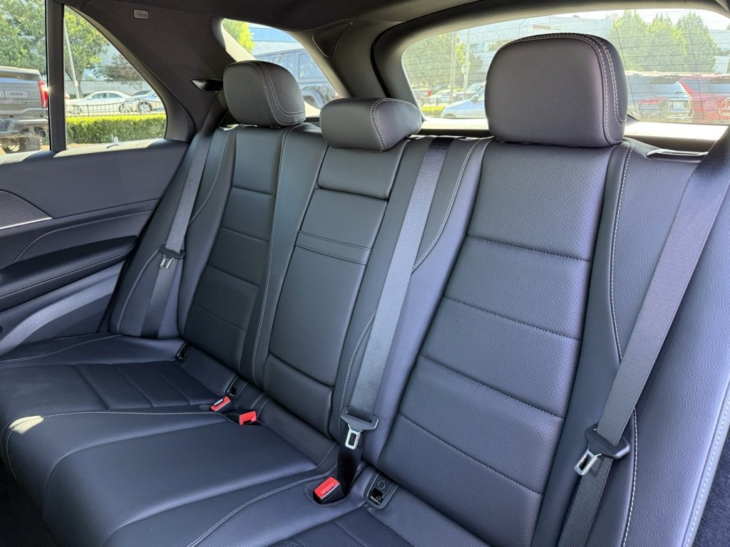 New 2026 Mercedes-Benz GLE 450e 4MATIC image 13