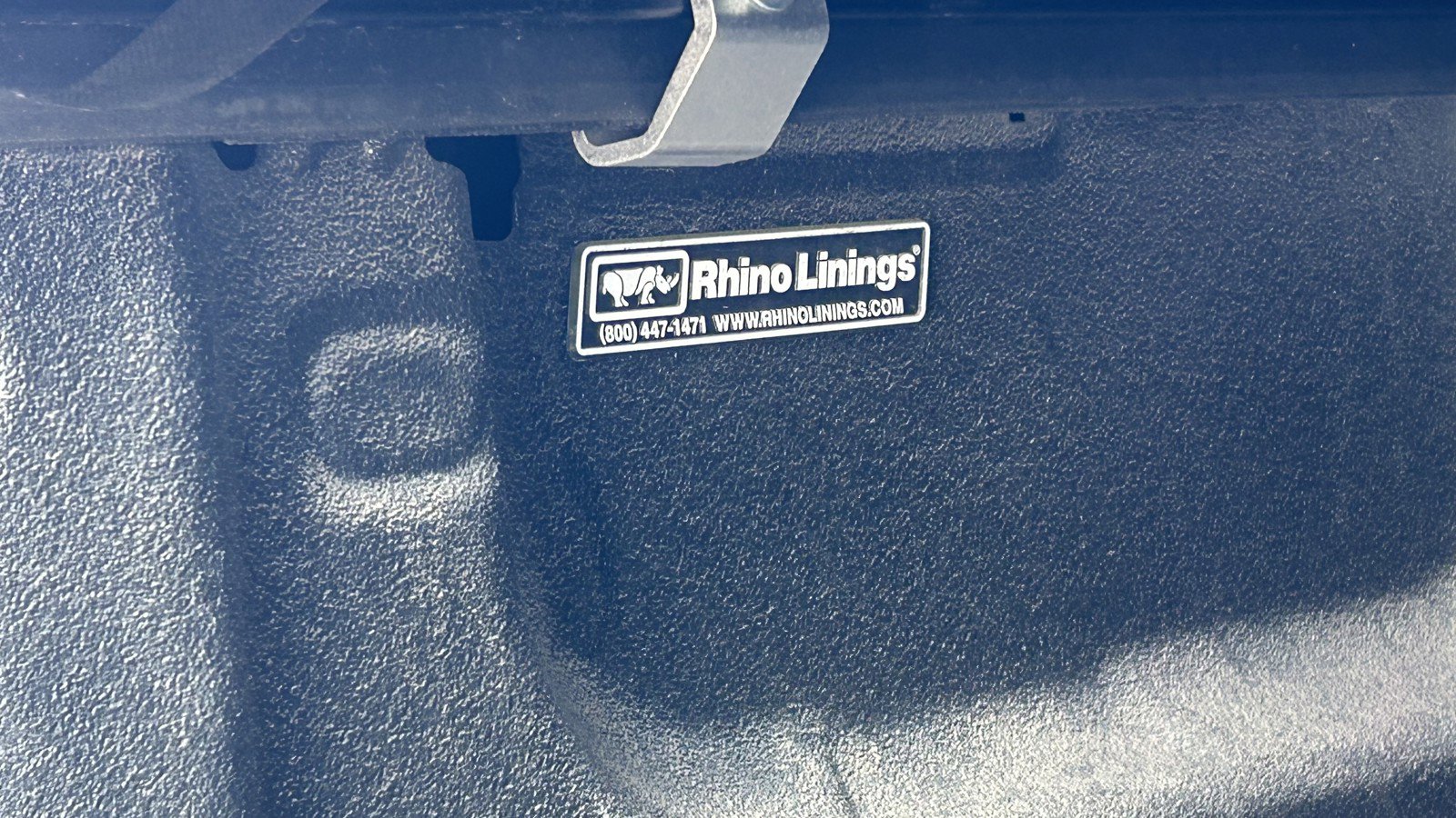 Used 2018 Chevrolet Silverado 1500 LT w/ All Star Edition image 15