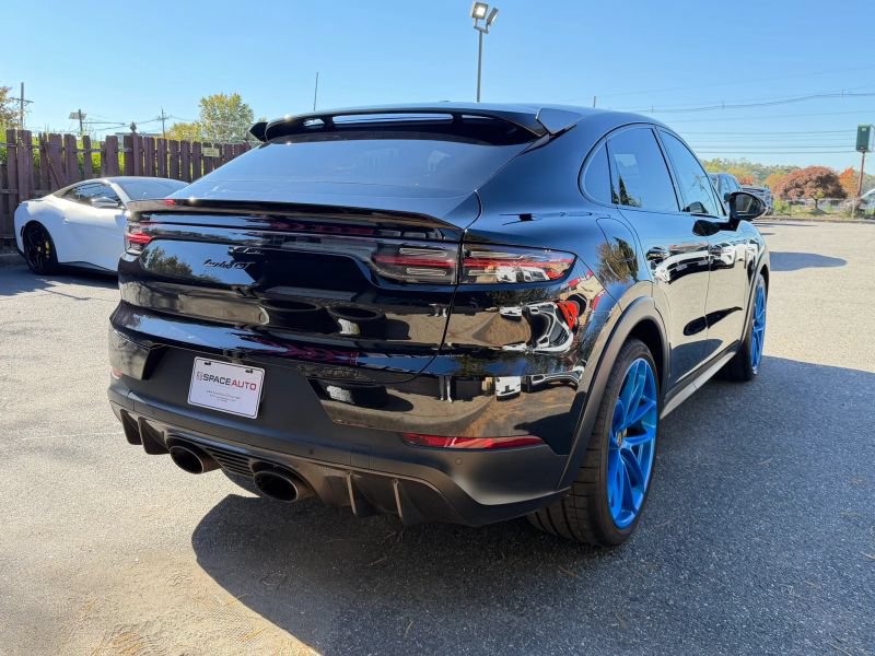 Used 2022 Porsche Cayenne Turbo GT AWD/4WD image 6