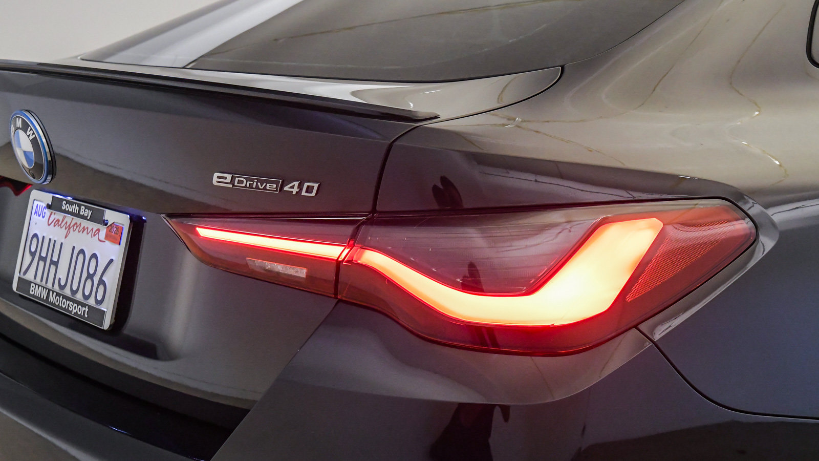 Certified 2023 BMW i4 eDrive40 w/ M Sport Package RWD image 12