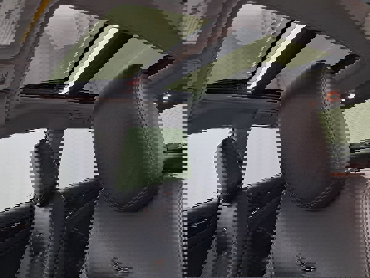 Used 2011 Cadillac CTS Performance w/ Wood Trim Package image 8