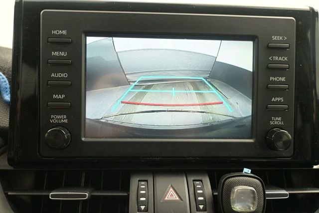 Used 2019 Toyota RAV4 XLE Premium FWD image 18
