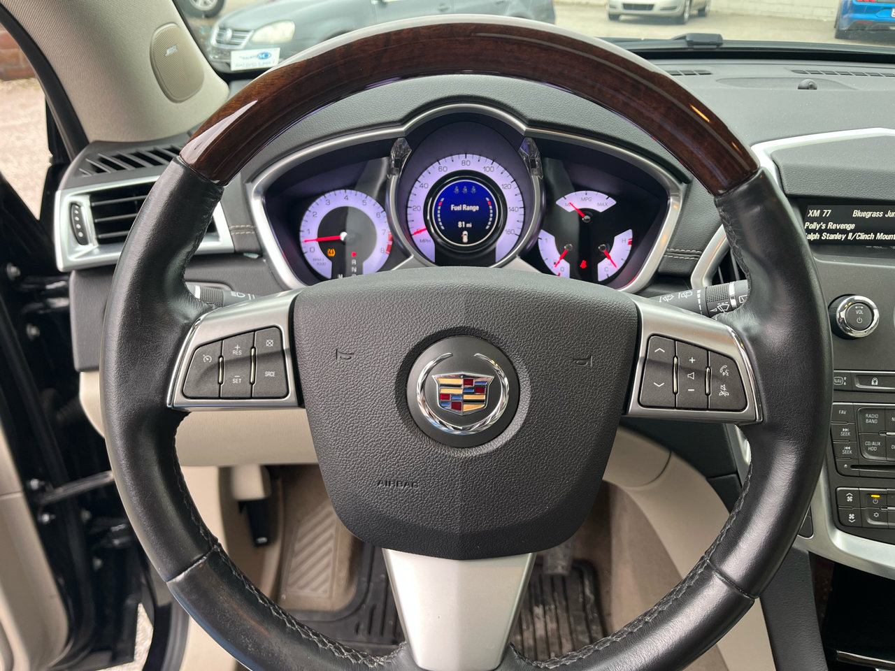 Used 2011 Cadillac SRX Luxury image 24