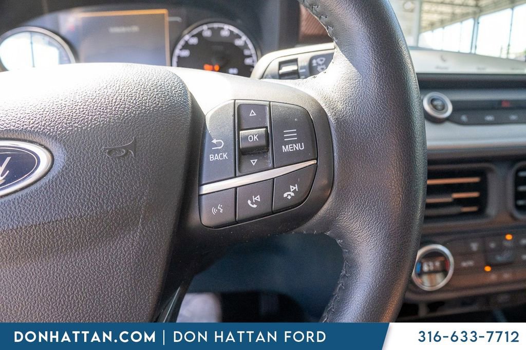 Used 2022 Ford Maverick Lariat image 12