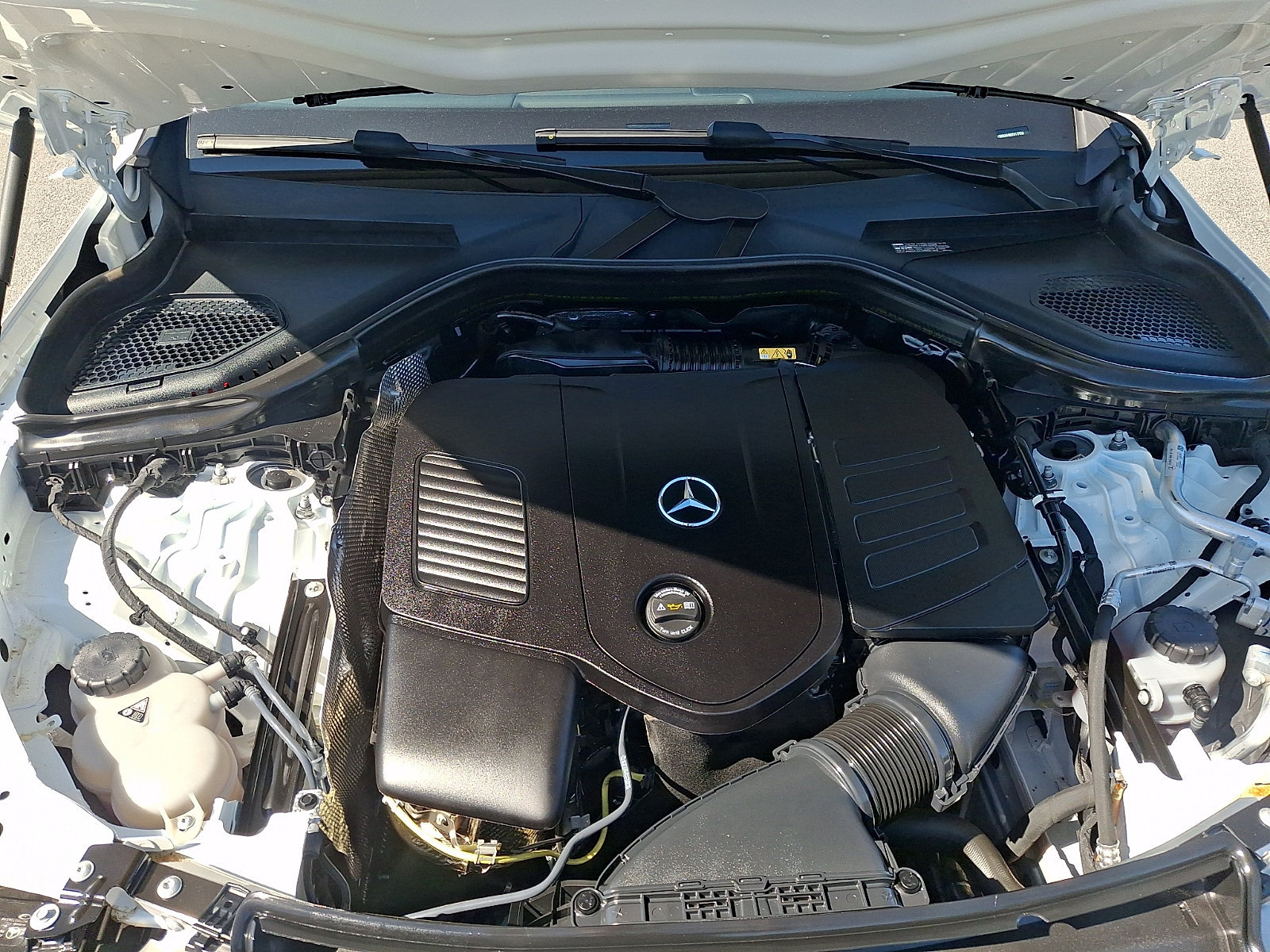 Certified 2026 Mercedes-Benz GLC 300 4MATIC image 29