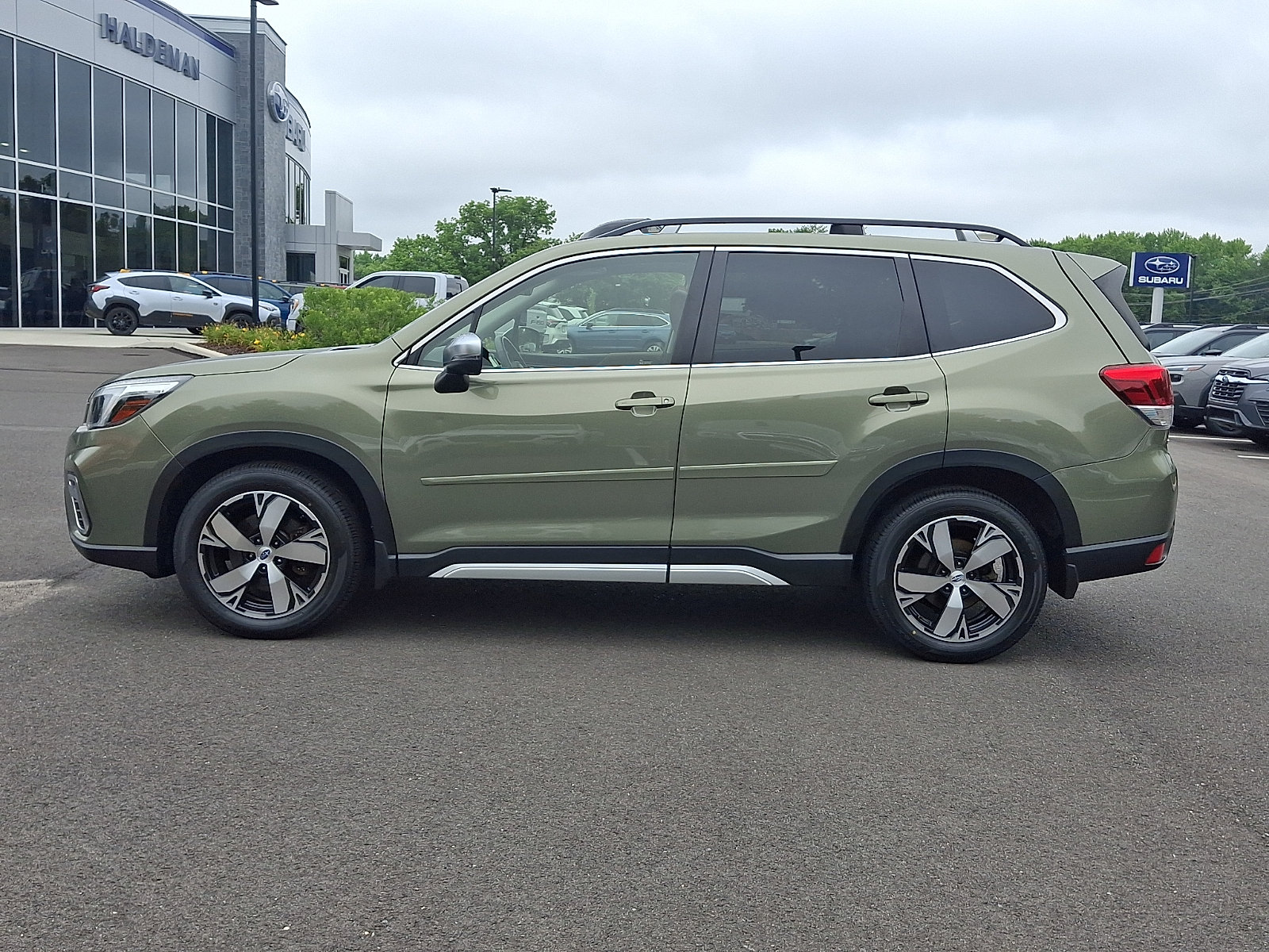 Used 2020 Subaru Forester Touring AWD/4WD image 4
