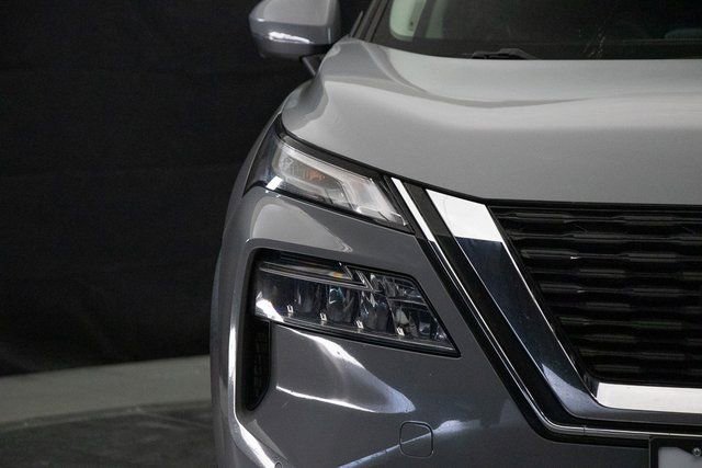 Used 2023 Nissan Rogue SL w/ SL Premium Package image 5