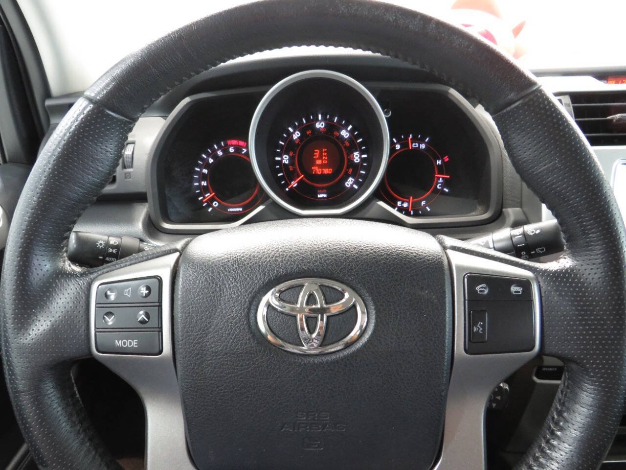 Used 2010 Toyota 4Runner Limited RWD image 18
