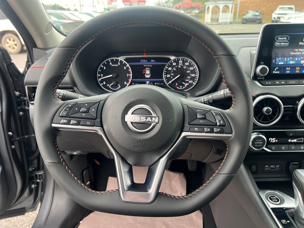 New 2025 Nissan Sentra SR image 15