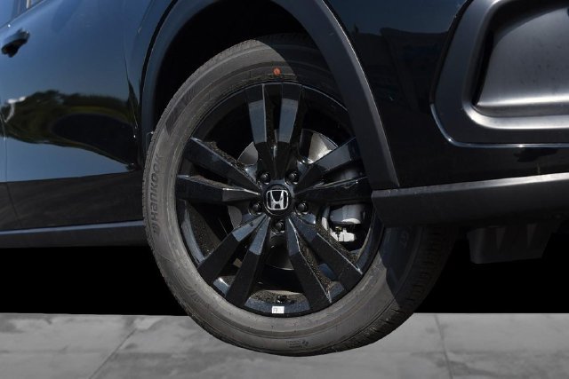 New 2027 Honda HR-V Sport image 3