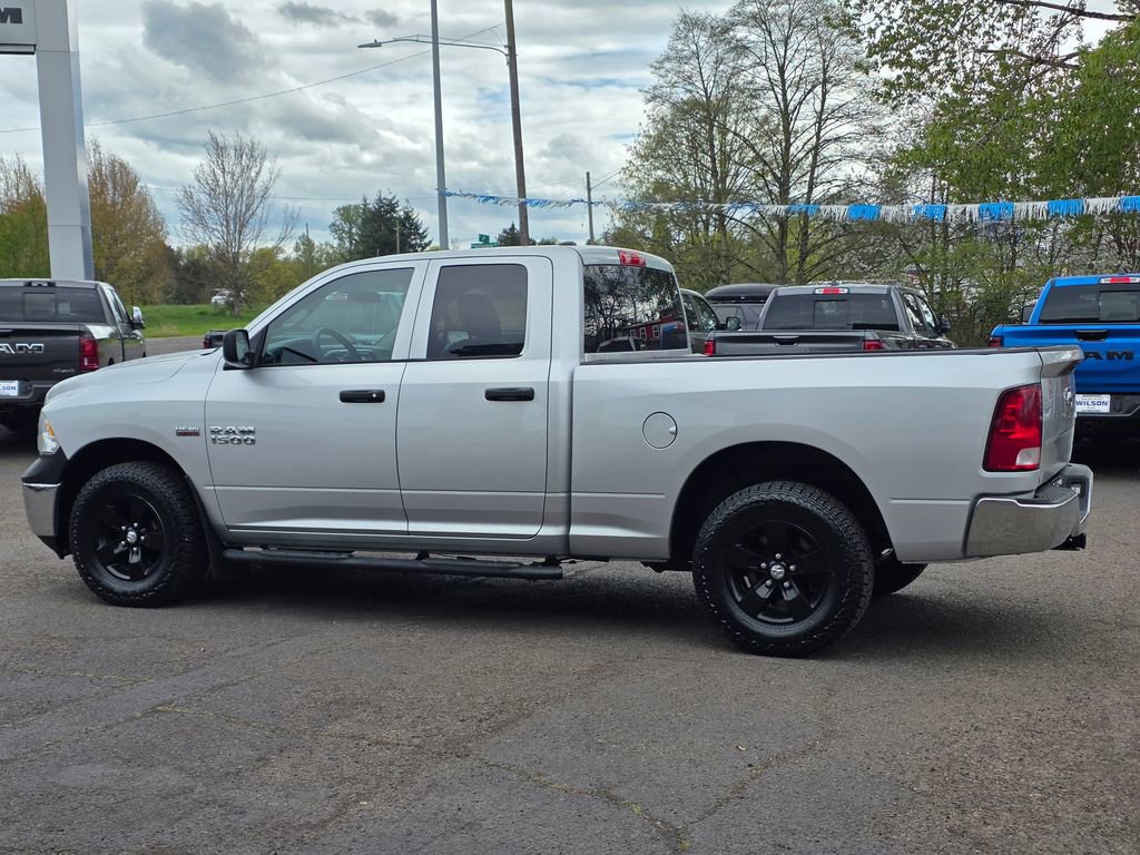 Used 2017 RAM 1500 ST w/ SXT Appearance Group AWD/4WD image 30