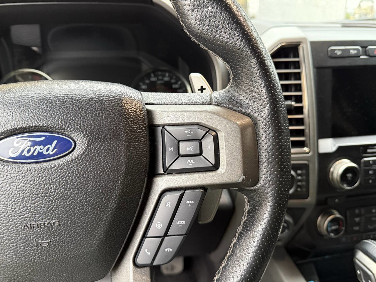 Used 2017 Ford F150 Raptor w/ Equipment Group 802A Luxury image 71