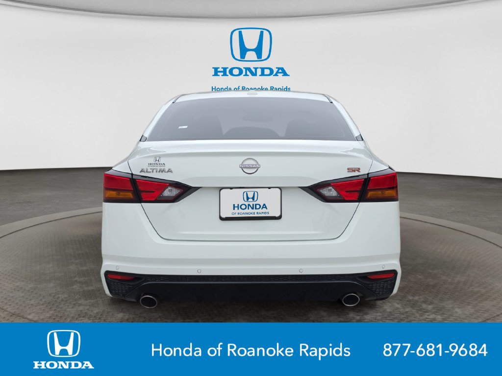 Used 2023 Nissan Altima 2.5 SR FWD image 4