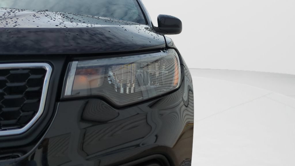 Used 2025 Jeep Compass Latitude AWD/4WD image 24