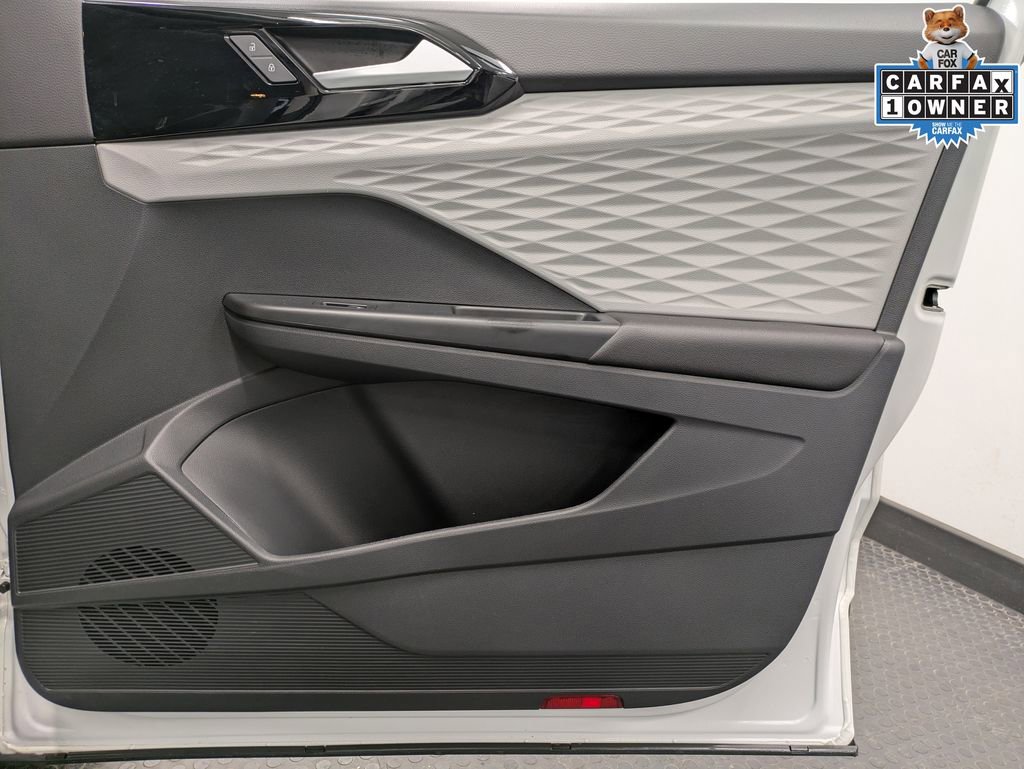 Used 2023 Volkswagen Taos S w/ Driver Assistance Package image 28