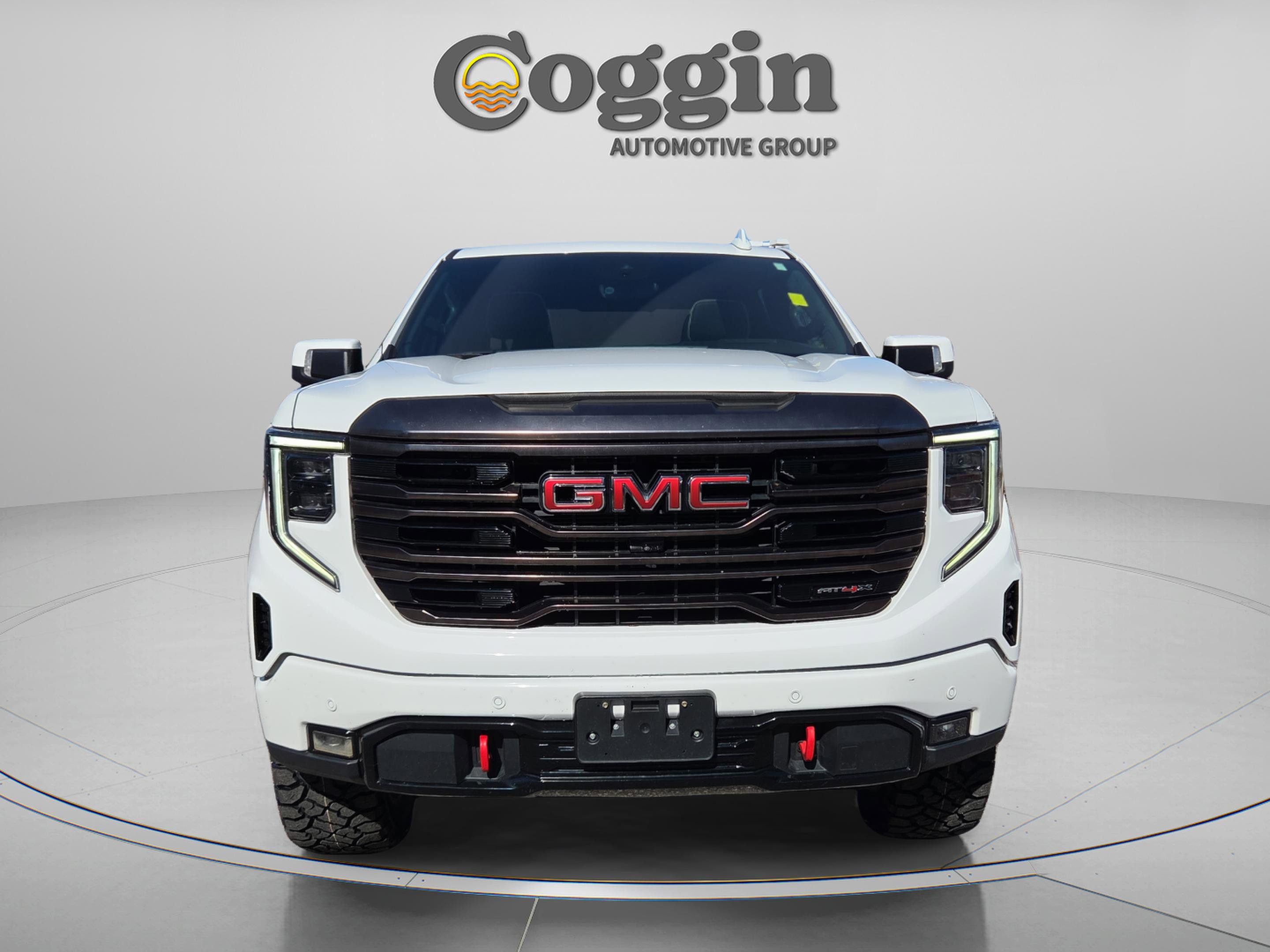 Used 2022 GMC Sierra 1500 AT4X image 8