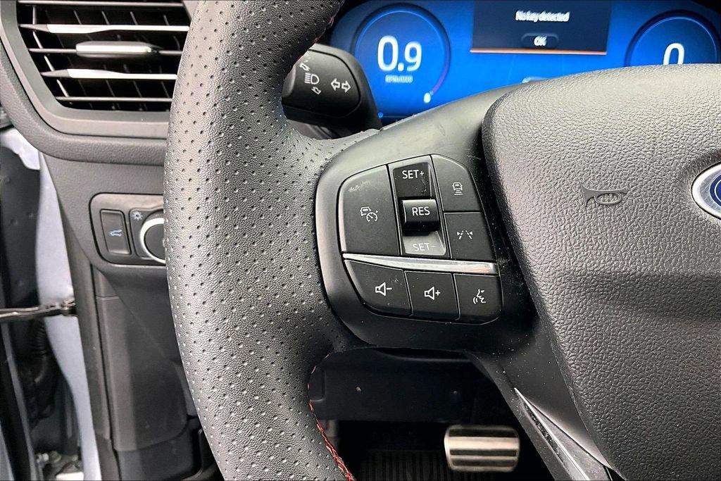 Used 2023 Ford Escape ST-Line Elite image 18