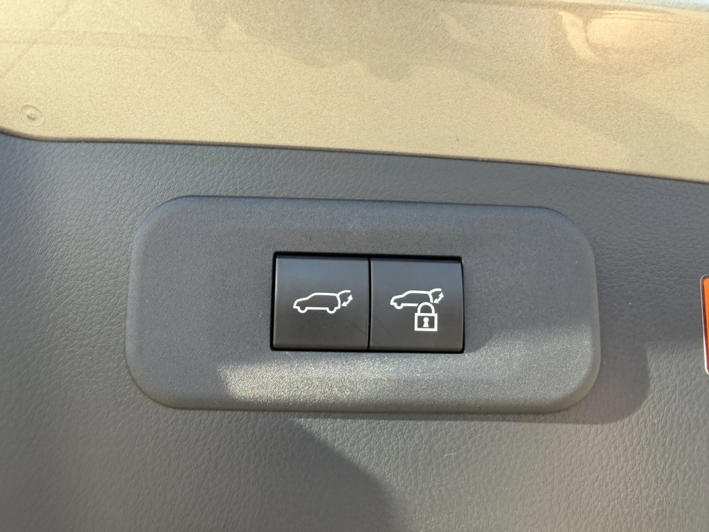 Used 2024 Lexus NX 350h AWD image 41