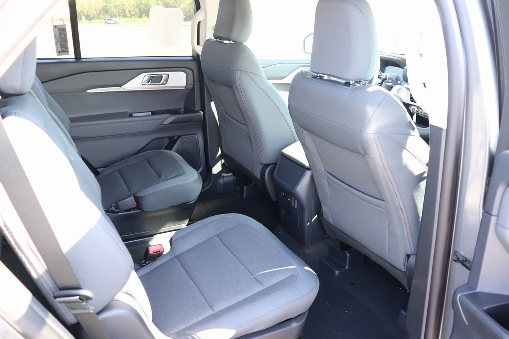 New 2026 Ford Explorer Active image 18