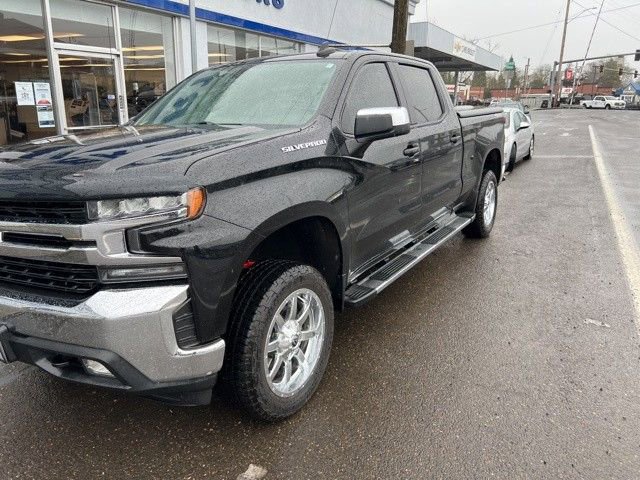 Used 2022 Chevrolet Silverado 1500 LT w/ Bed Protection Package image 3