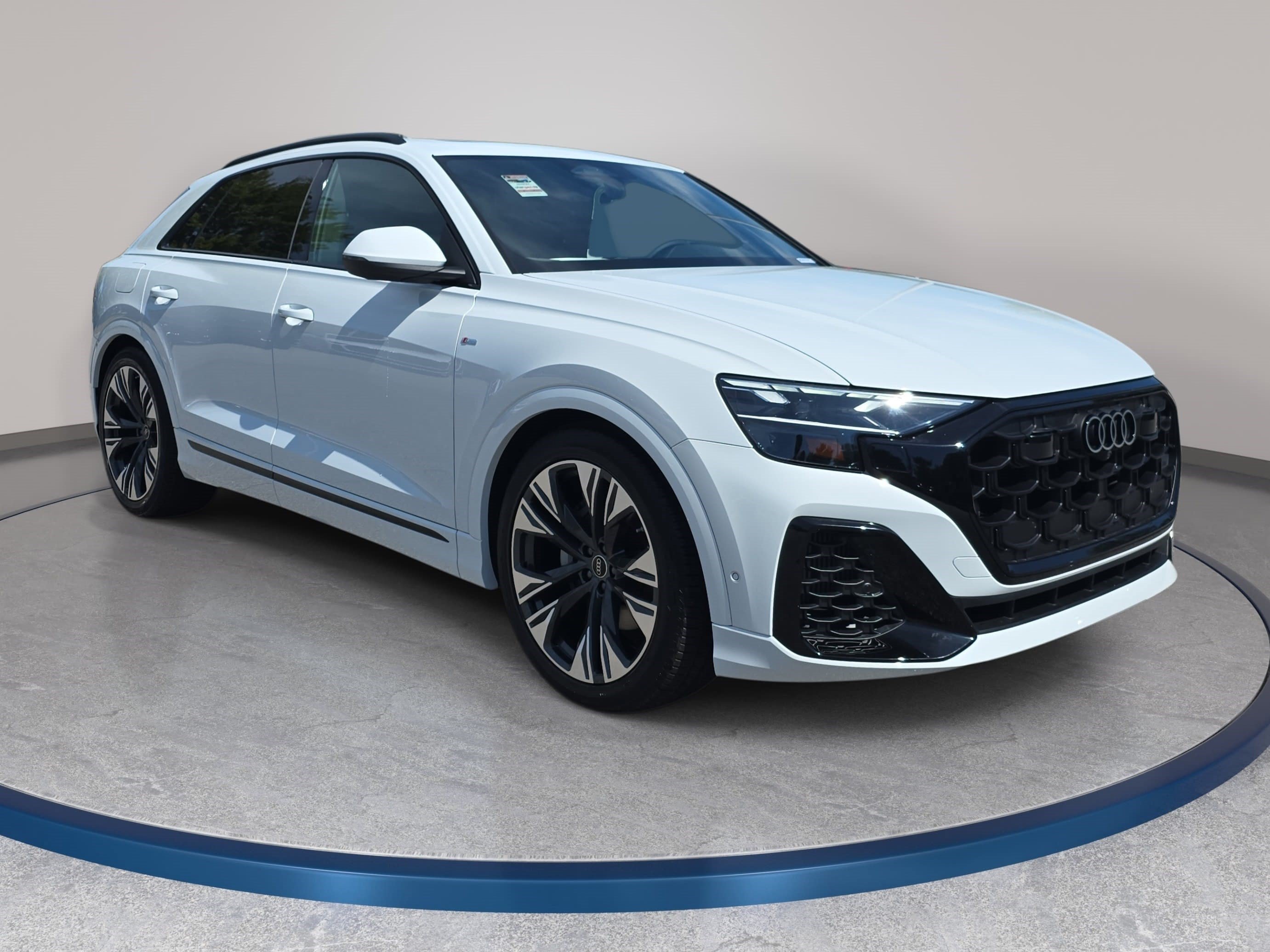New 2027 Audi Q8 Premium Plus AWD/4WD image 3