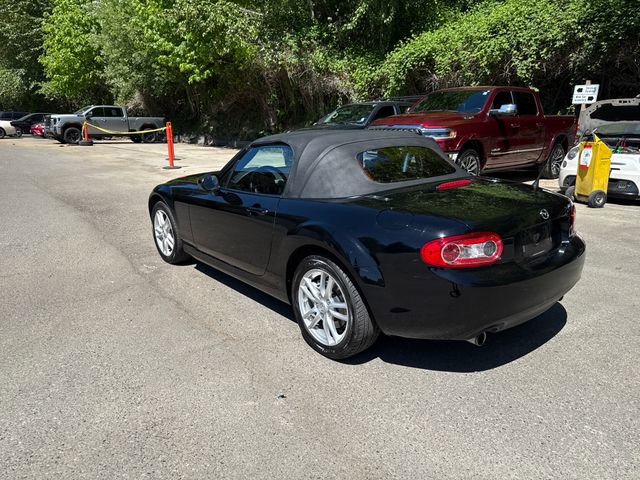 Used 2012 MAZDA MX-5 Miata Sport RWD image 5