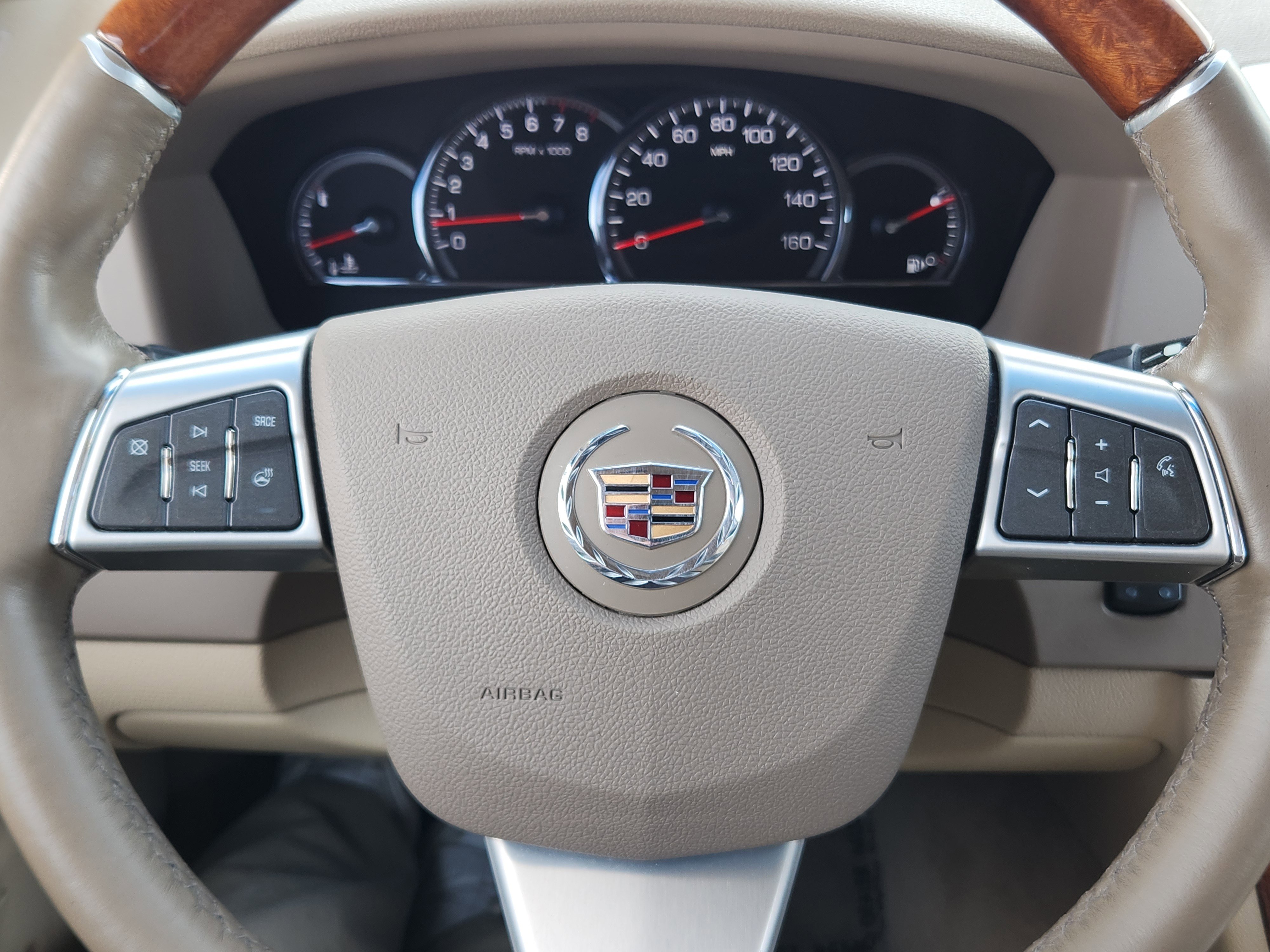 Used 2010 Cadillac STS AWD image 7