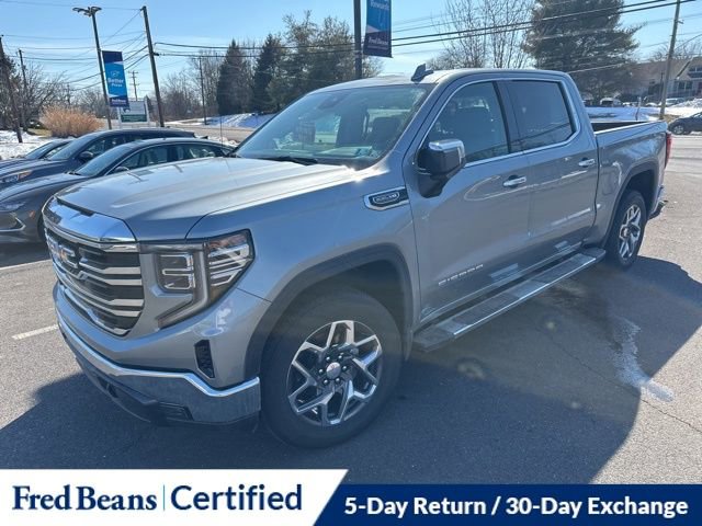 Used 2024 GMC Sierra 1500 SLT w/ SLT Premium Package image 3