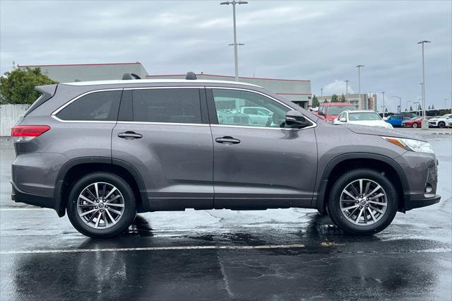Certified 2018 Toyota Highlander XLE image 6