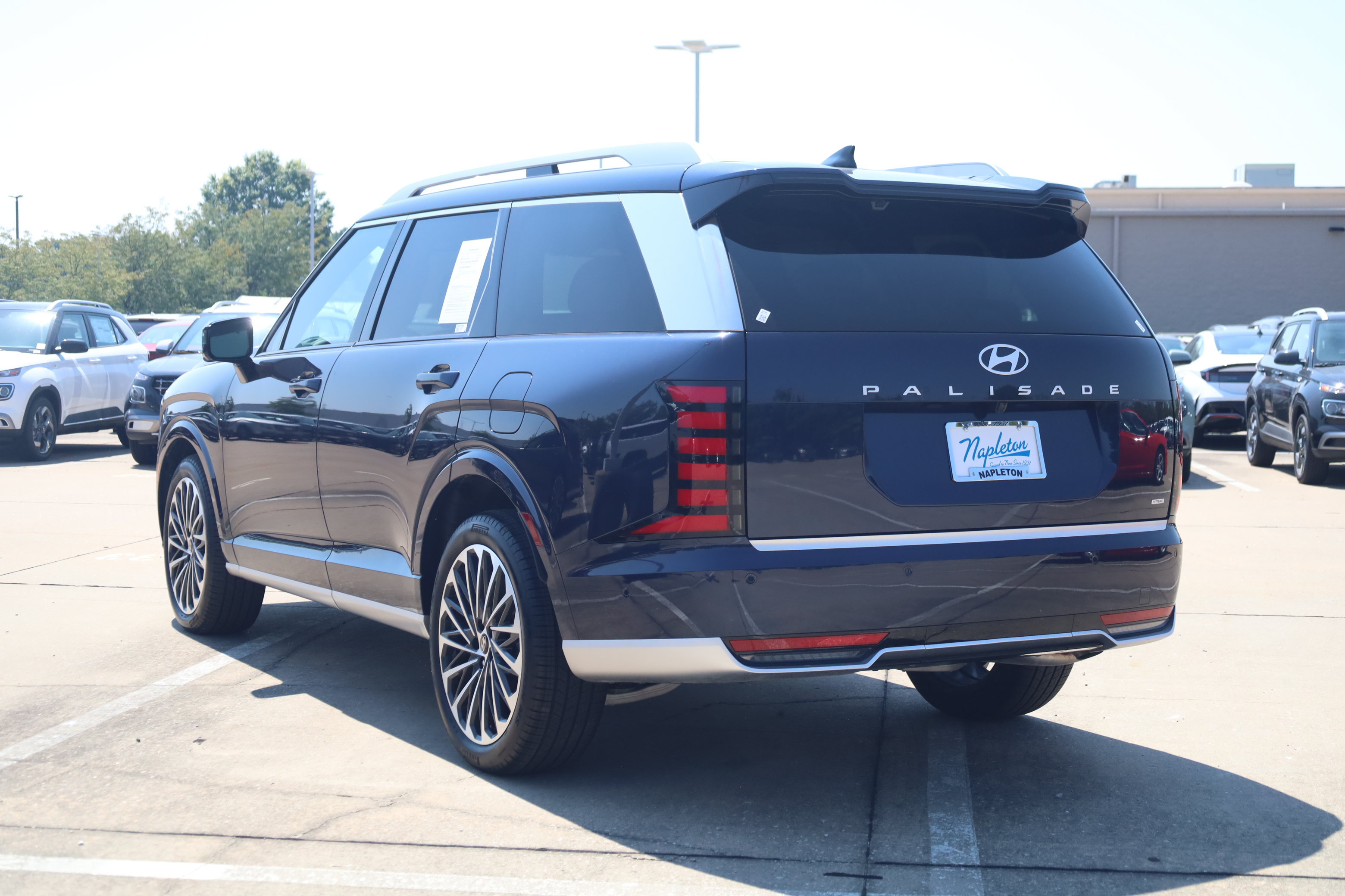 Used 2026 Hyundai Palisade Calligraphy AWD/4WD image 7