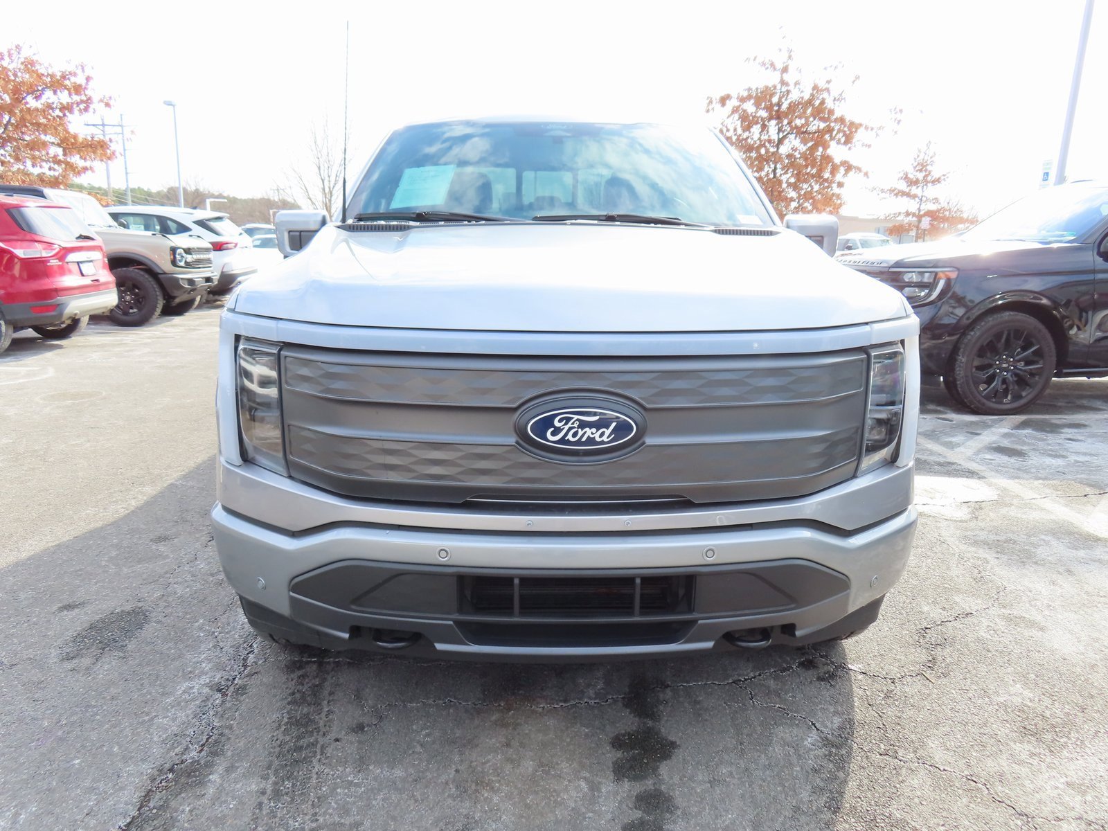 Used 2024 Ford F150 Lightning Lariat image 2