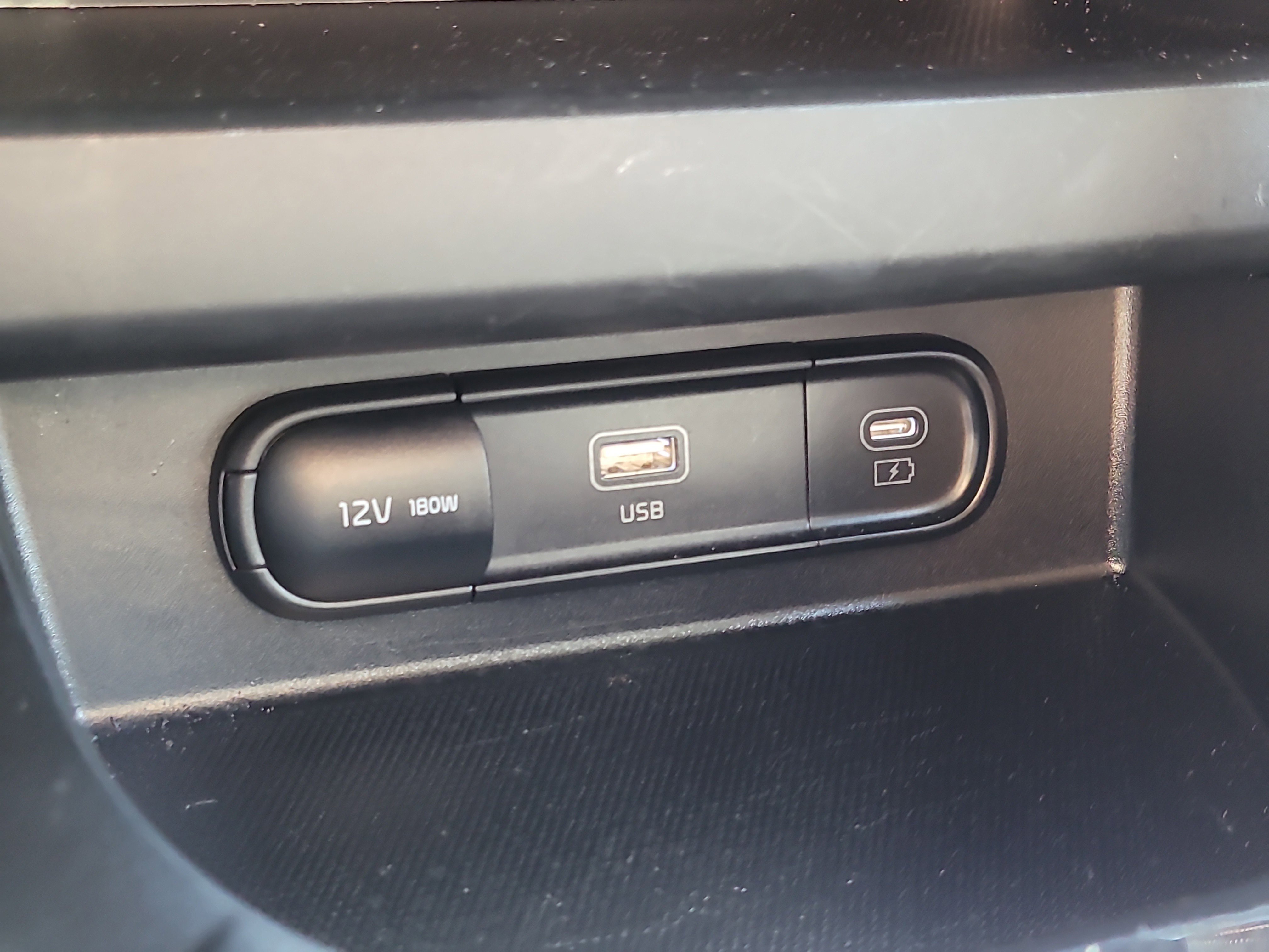 Used 2025 Kia Seltos S image 25