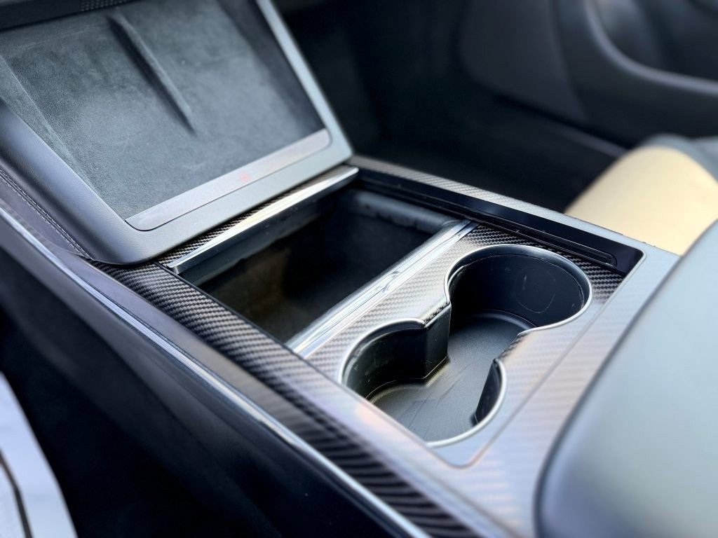 Used 2022 Tesla Model S Plaid image 21