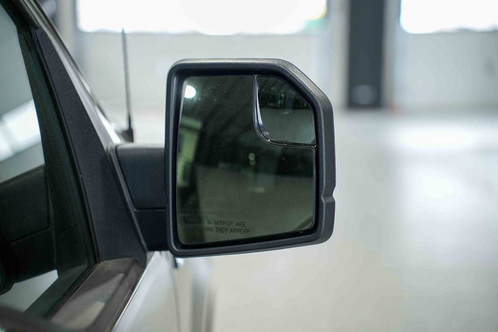Used 2020 Ford F150 XLT image 12