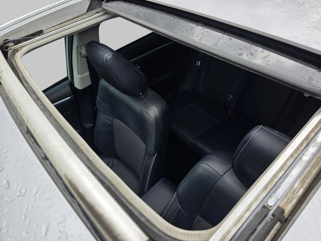 Used 2014 Toyota Corolla S image 4