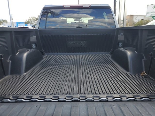 Used 2021 Chevrolet Silverado 1500 LT image 7