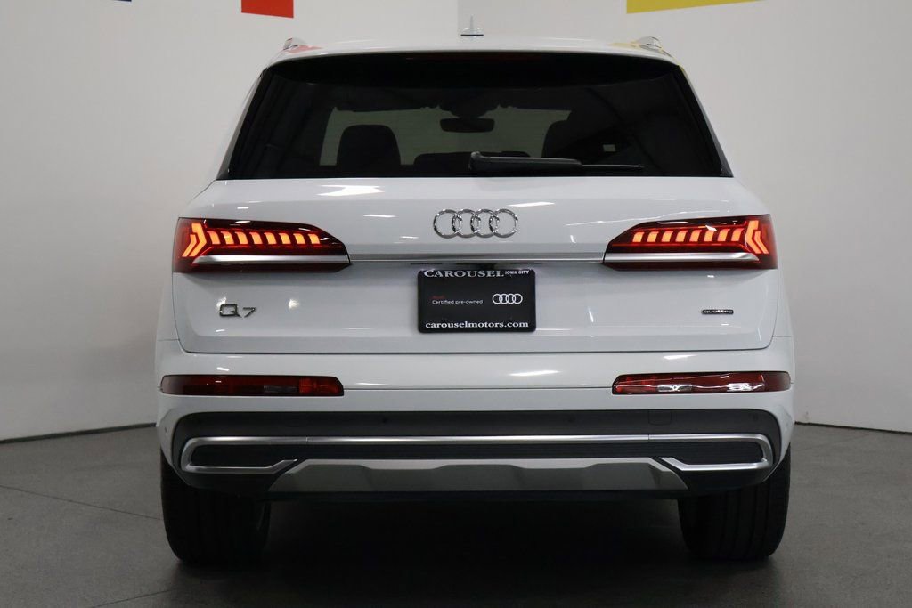 Used 2022 Audi Q7 2.0T Premium Plus w/ Premium Plus Package AWD/4WD image 11