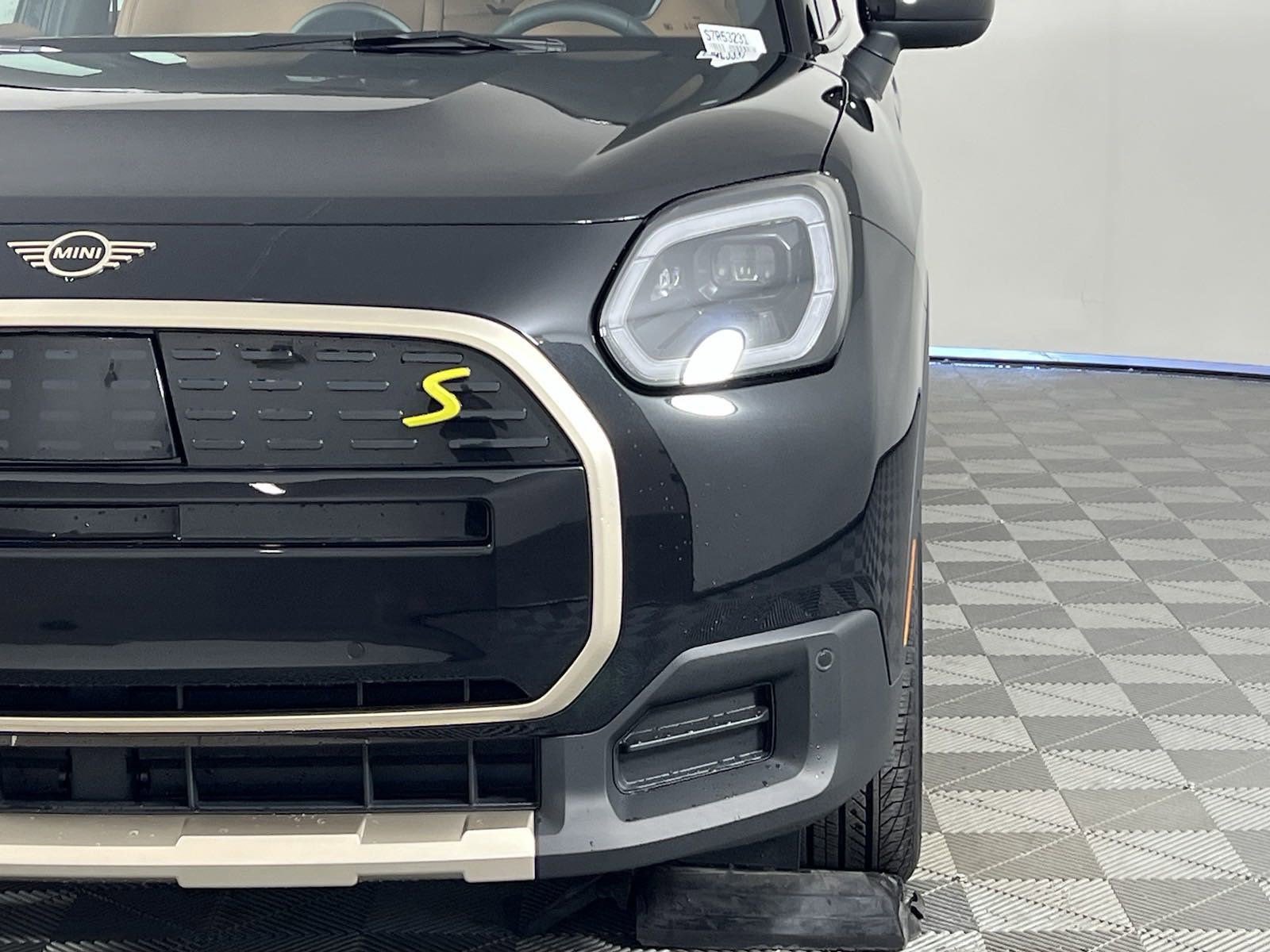Used 2025 MINI Cooper Countryman SE image 9