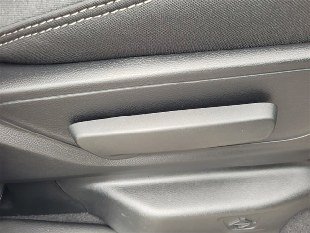 New 2026 RAM 1500 4x4 Crew Cab image 18