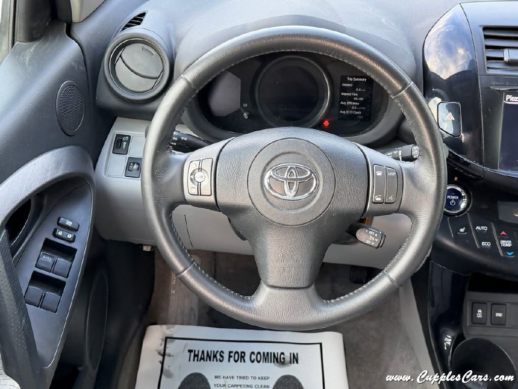 Used 2014 Toyota RAV4 EV image 19